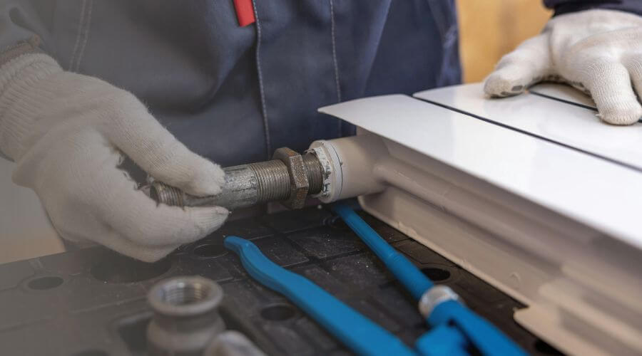 Expert burst pipe repair services in Chesterville, OH